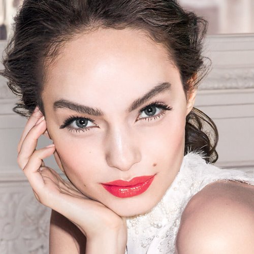 Luma Grothe Brow Artist Plumper Hero
