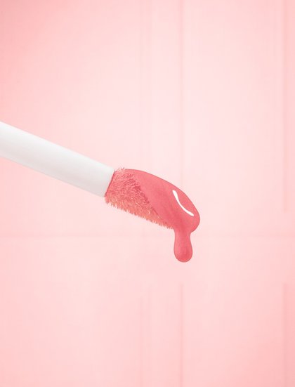 20240802 ECOM LUMI LELIQUIDBLUSH FLATLAY US RANGE 625 BRUSHDRIP5