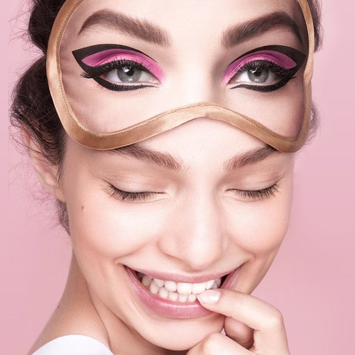 Luma Grothe Miscellar Cleansing Water Hero